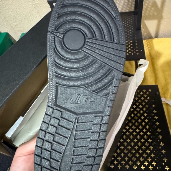 501.502. NEW SIZE 3Y Jordan Kids  Blue and White Sneakers - Picture 7 of 8